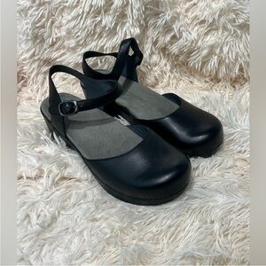 Black Leather Women's Shoes